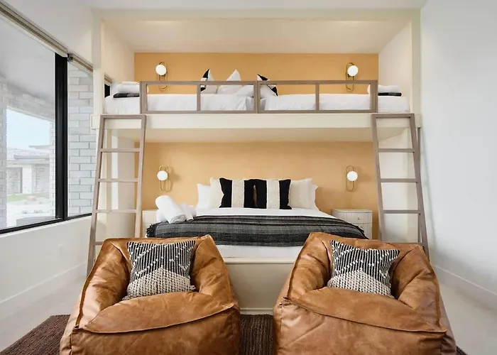 Luxe - Tulum House - New Build - Heated Pool Holiday home Scottsdale