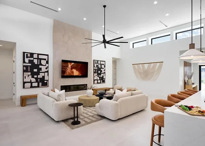 Luxe - Tulum House - New Build - Heated Pool Holiday home Scottsdale