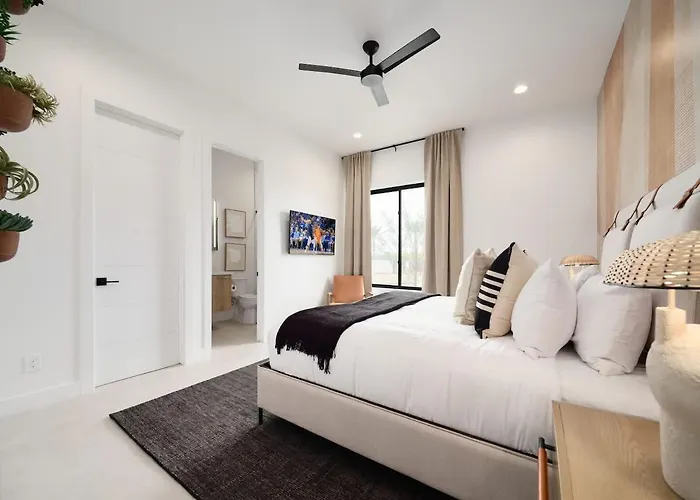 Luxe - Tulum House - New Build - Heated Pool Holiday home *